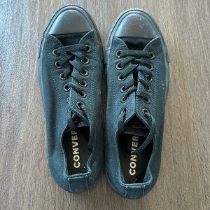 Black Converse Chuck Taylor